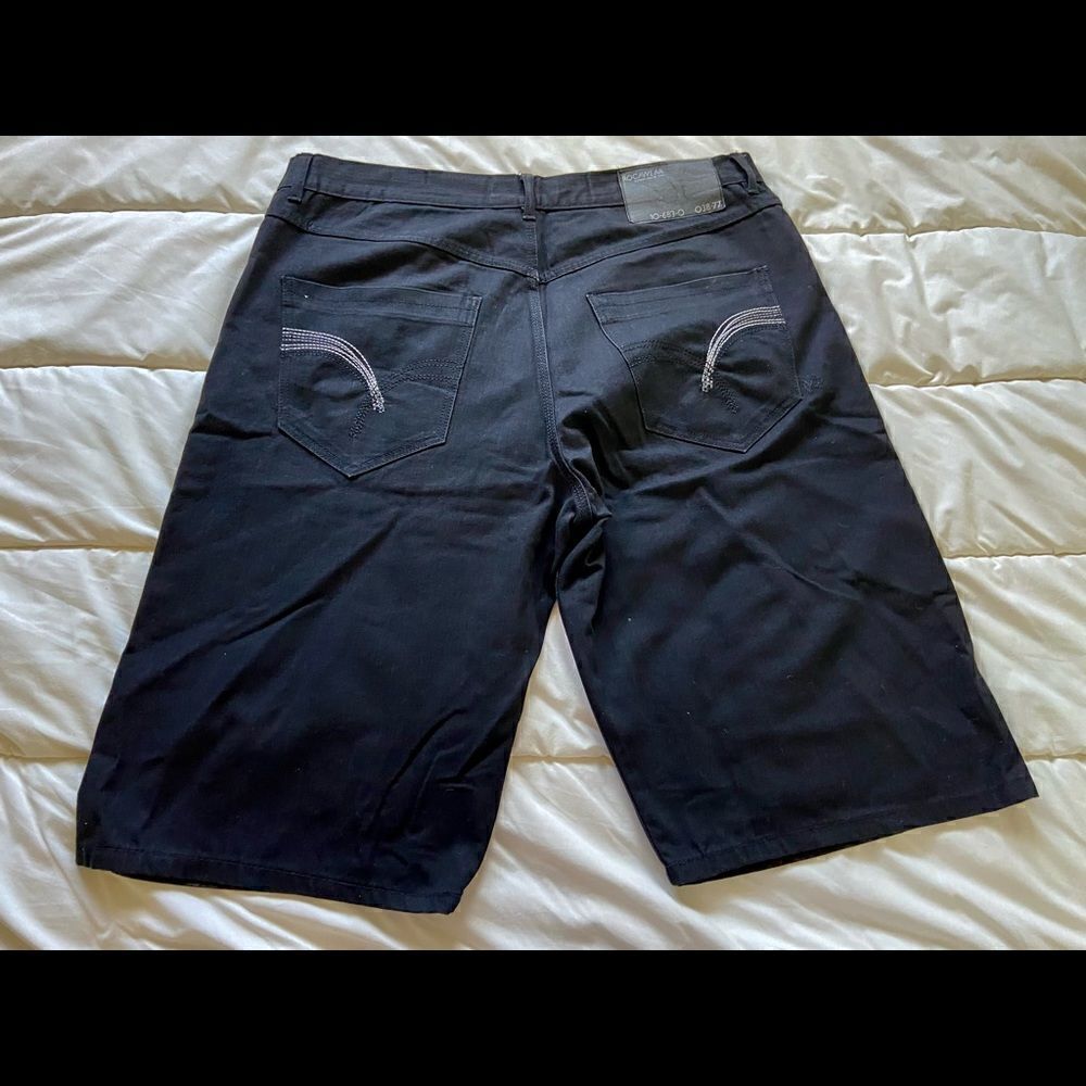 - Rocawear Black Denim Shorts Men's Size W 40 EC